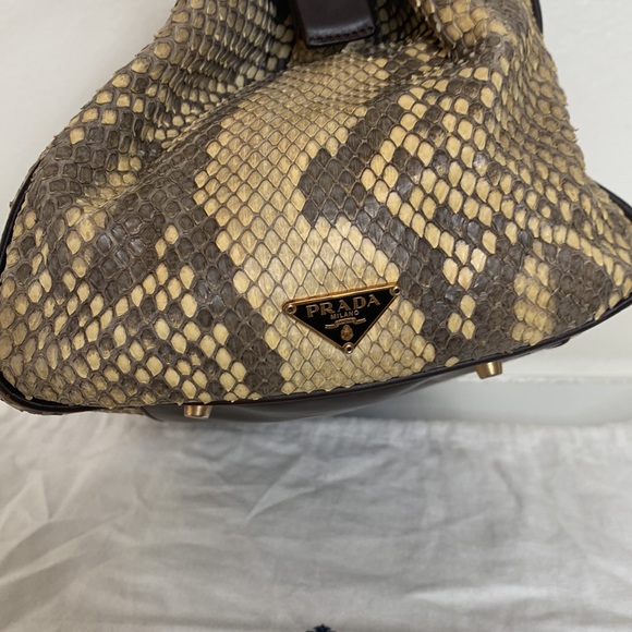 ❤️❤️SOLD❤️❤️Prada bauleto python leather vintage handbag - Picture 3 of 12